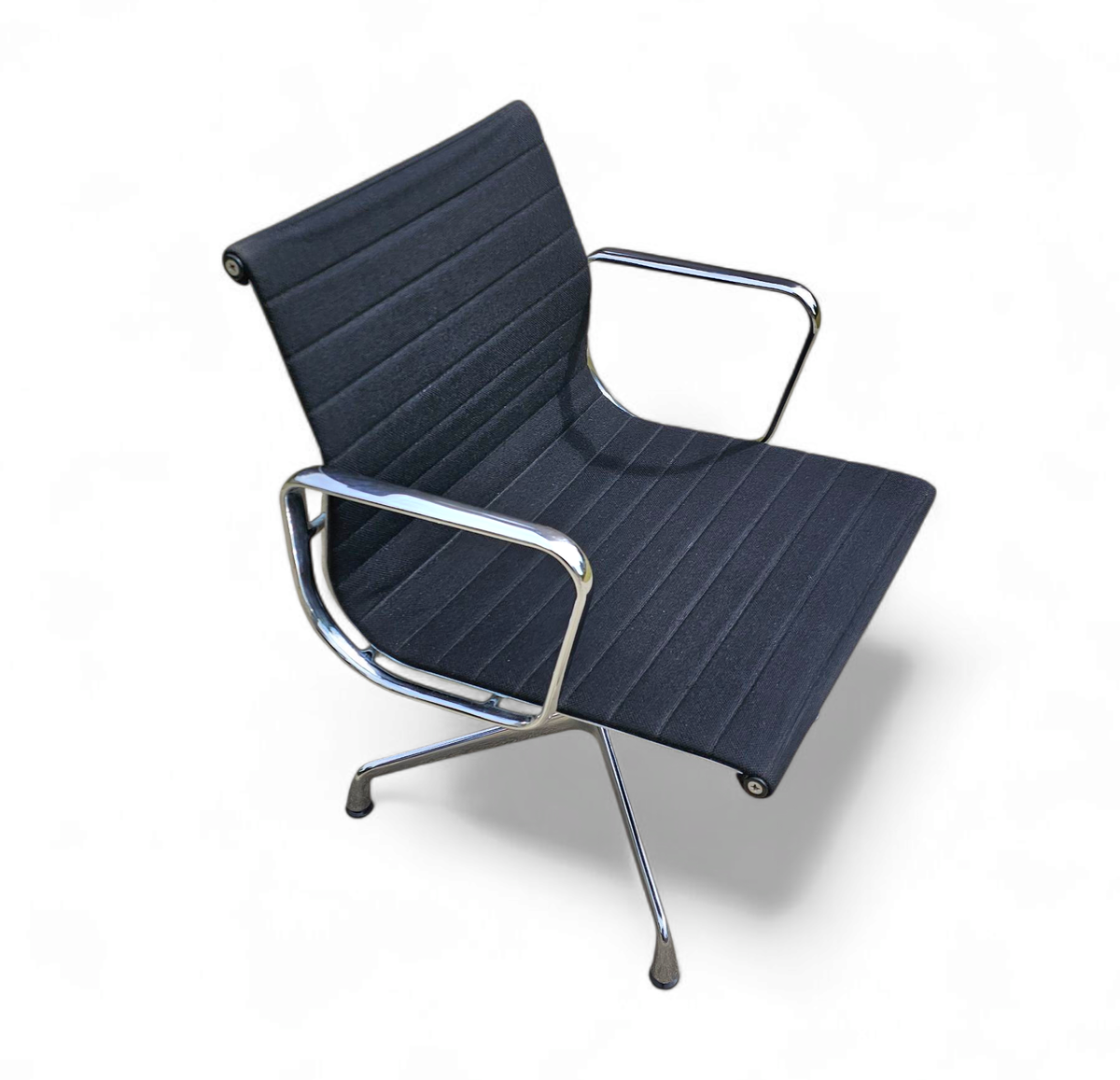 Ea 107 / 108 Alu- S / Eames / Vitra Office Chair / Black Hupsak Fabric / Chrome Frame image 3
