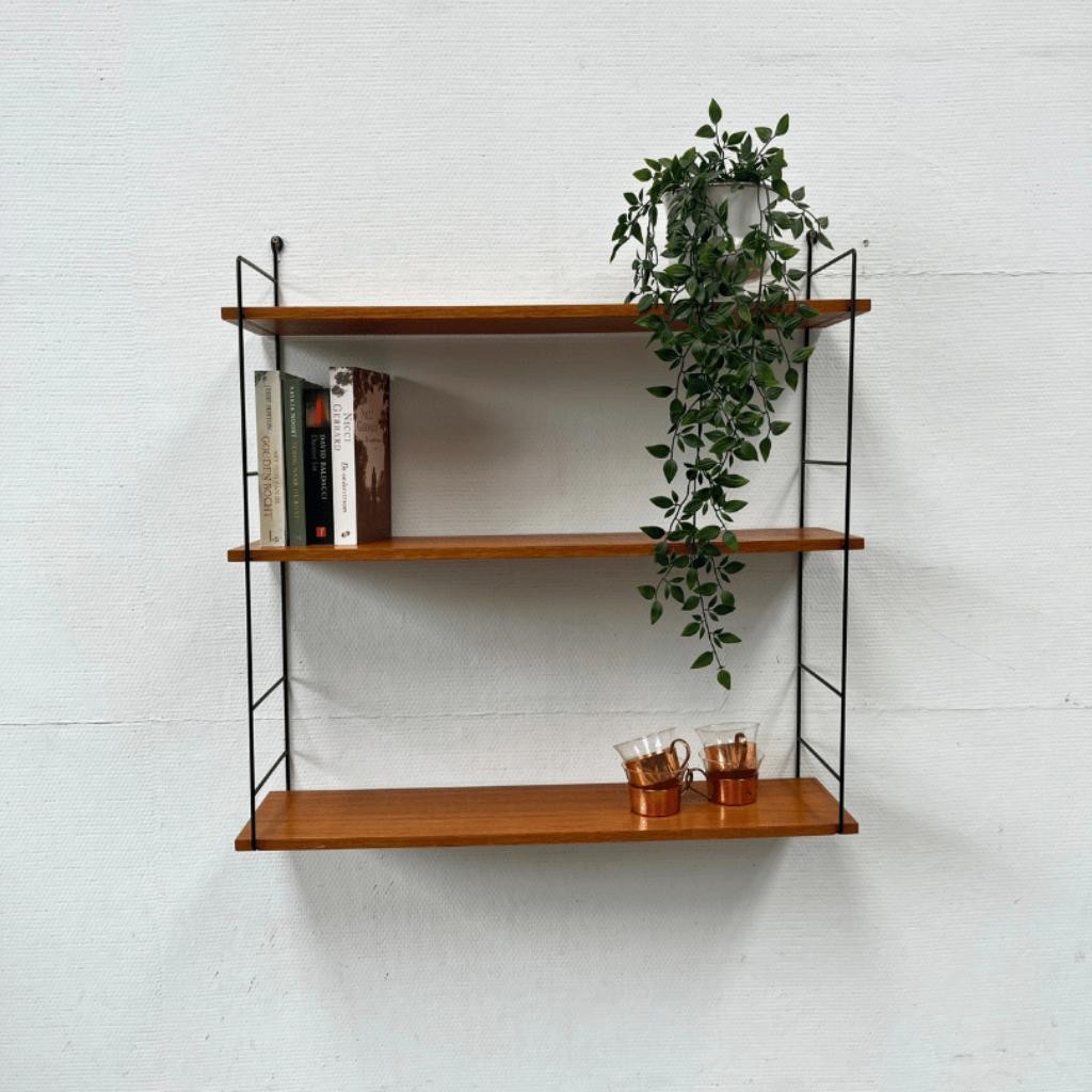 Vintage Wandrek 3 Planken Teak, Zwart Draadstaal 'ladders' image 4