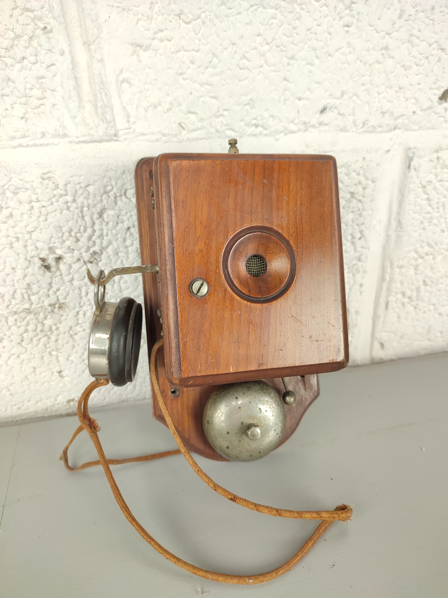 Antieke Houten Wandtelefoon image 2