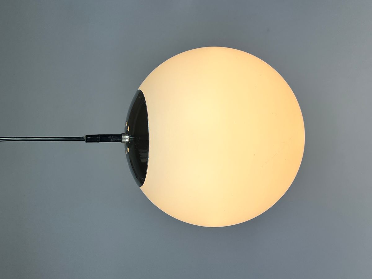 Vintage Raak Hanglamp / Bollamp, B1153 "ochtendnevel" image 5