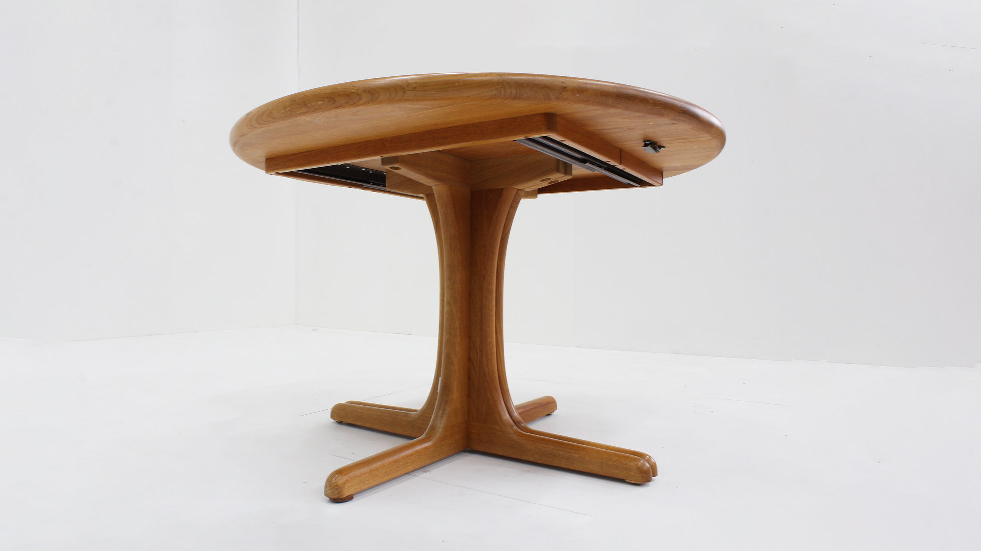 Vintage Deense Ronde Uitschuifbare Eettafel Tafel Massief Teak image 7