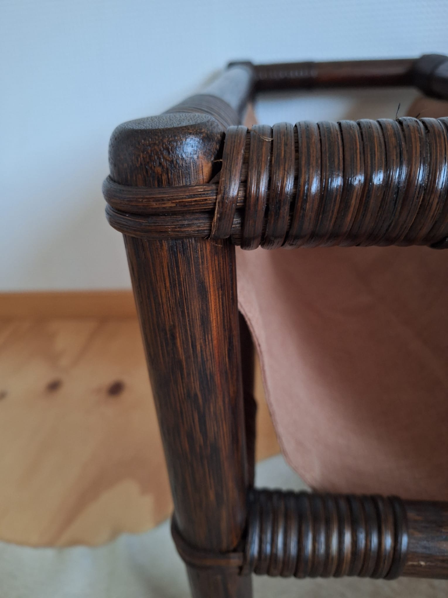 Vintage Rotan Salontafel Met Glasplaat En Lectuurbak image 11