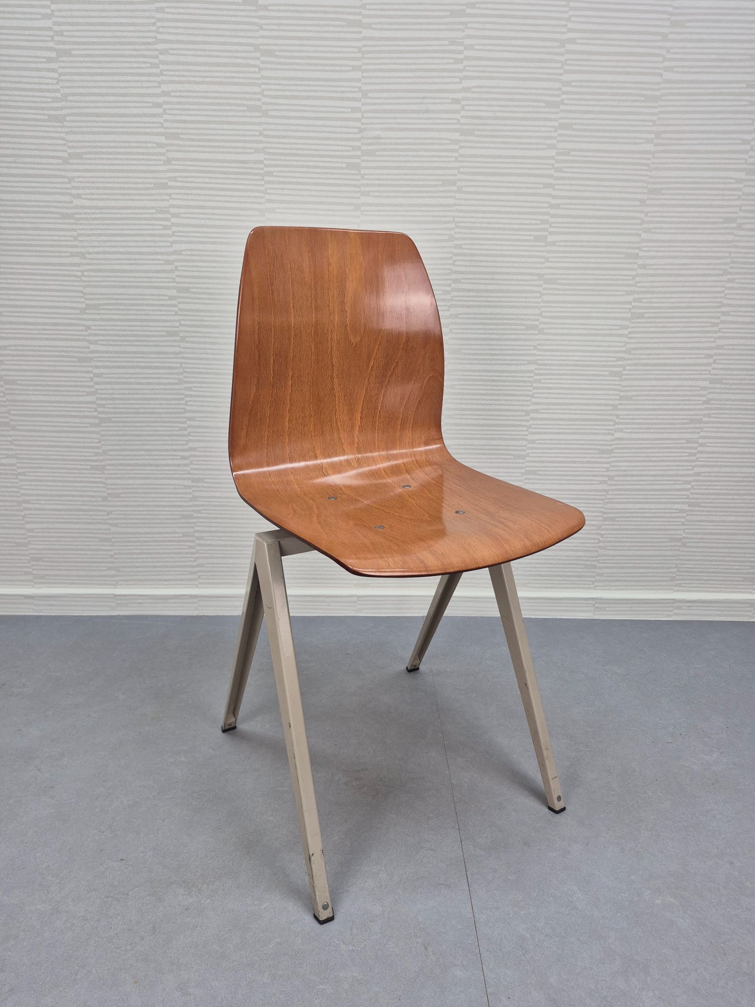 Galvanitas S22. Vintage Schoolstoel, Stapelbaar. image 3