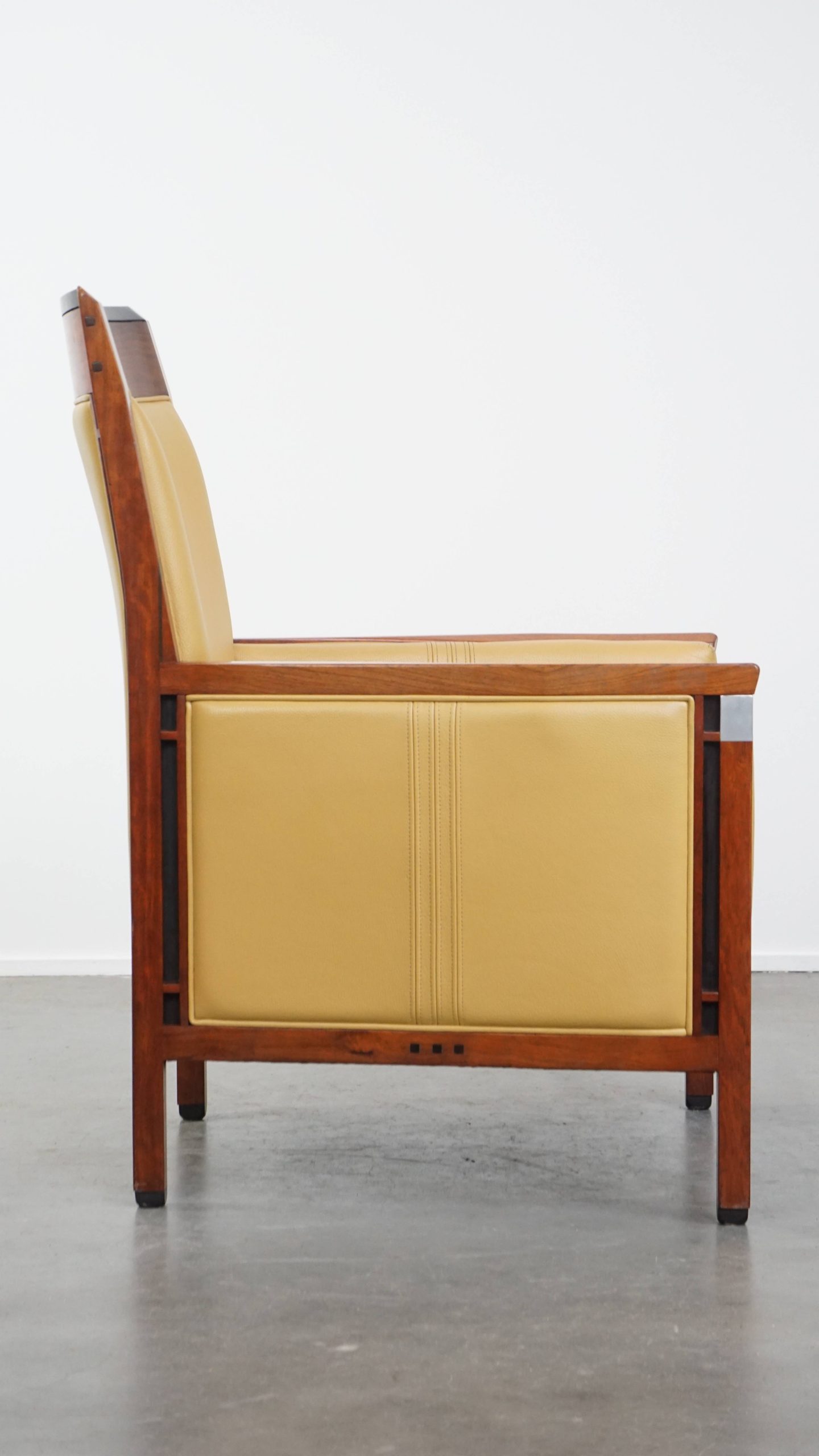 Prachtige Art Deco Schuitema Design Fauteuil In Geel Leer Met Een Hoge Rug Uit De Decoforma Serie image 4