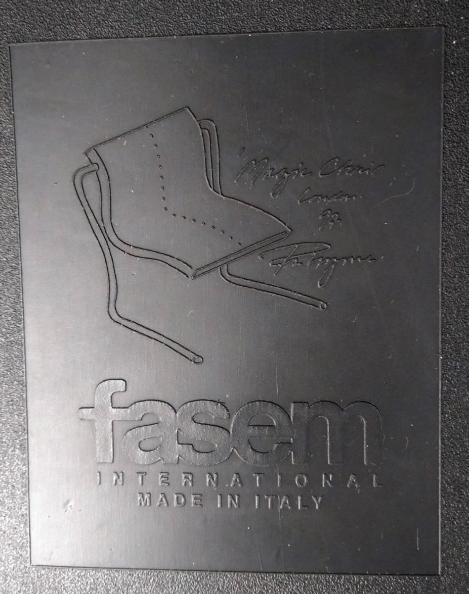 2 “magic Chairs” , Ontworpen Door Ross Lovegrove Voor Fasem image 4