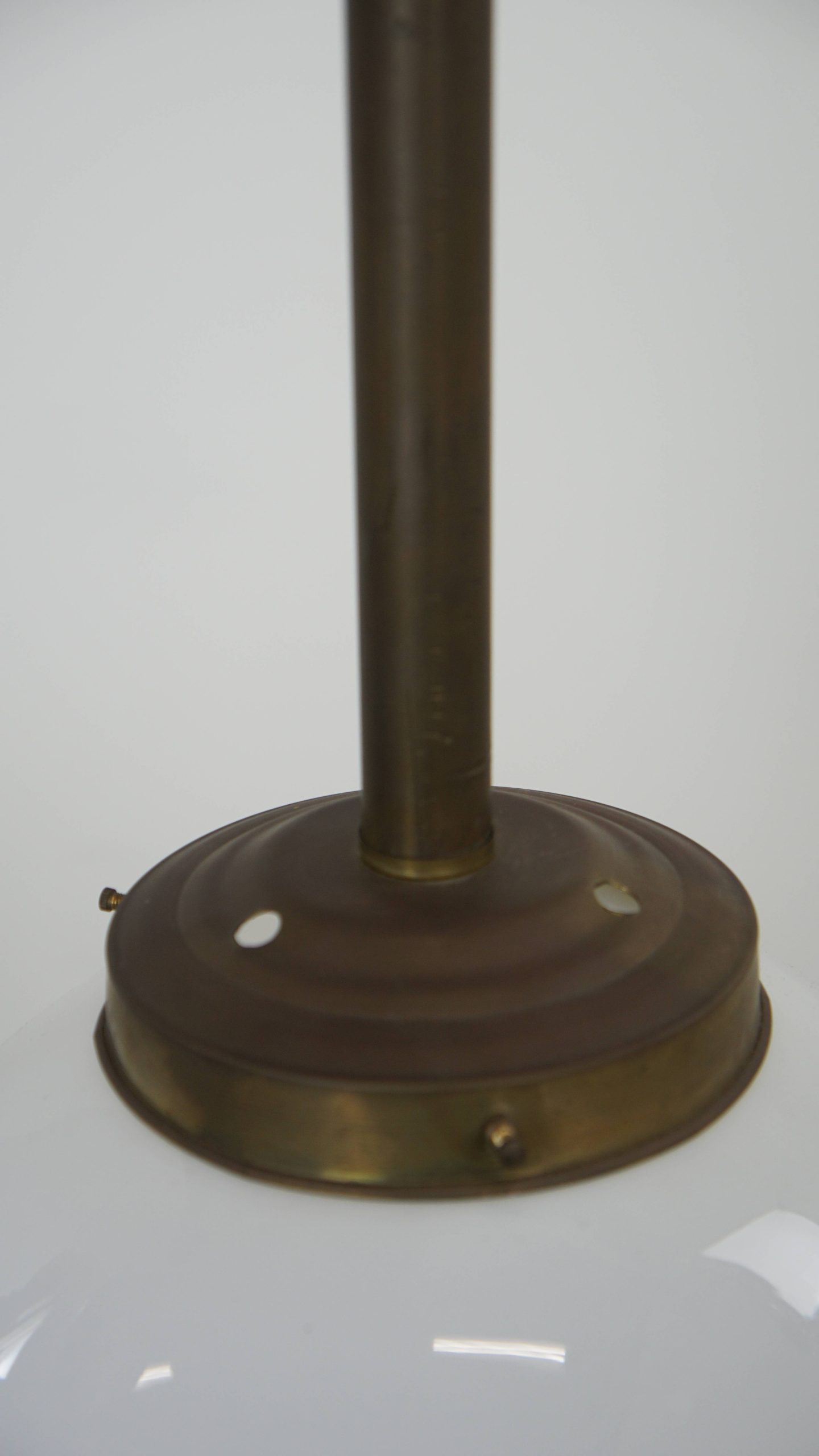 Charmante Vintage Glazen Bol Hang/ Plafondlamp Van Melkglas In Art Deco Stijl image 4