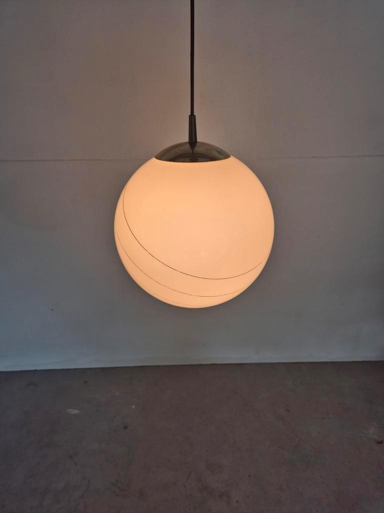 Vintage Opaline Space Age Lamp Met Gouden Randen Globe image 3