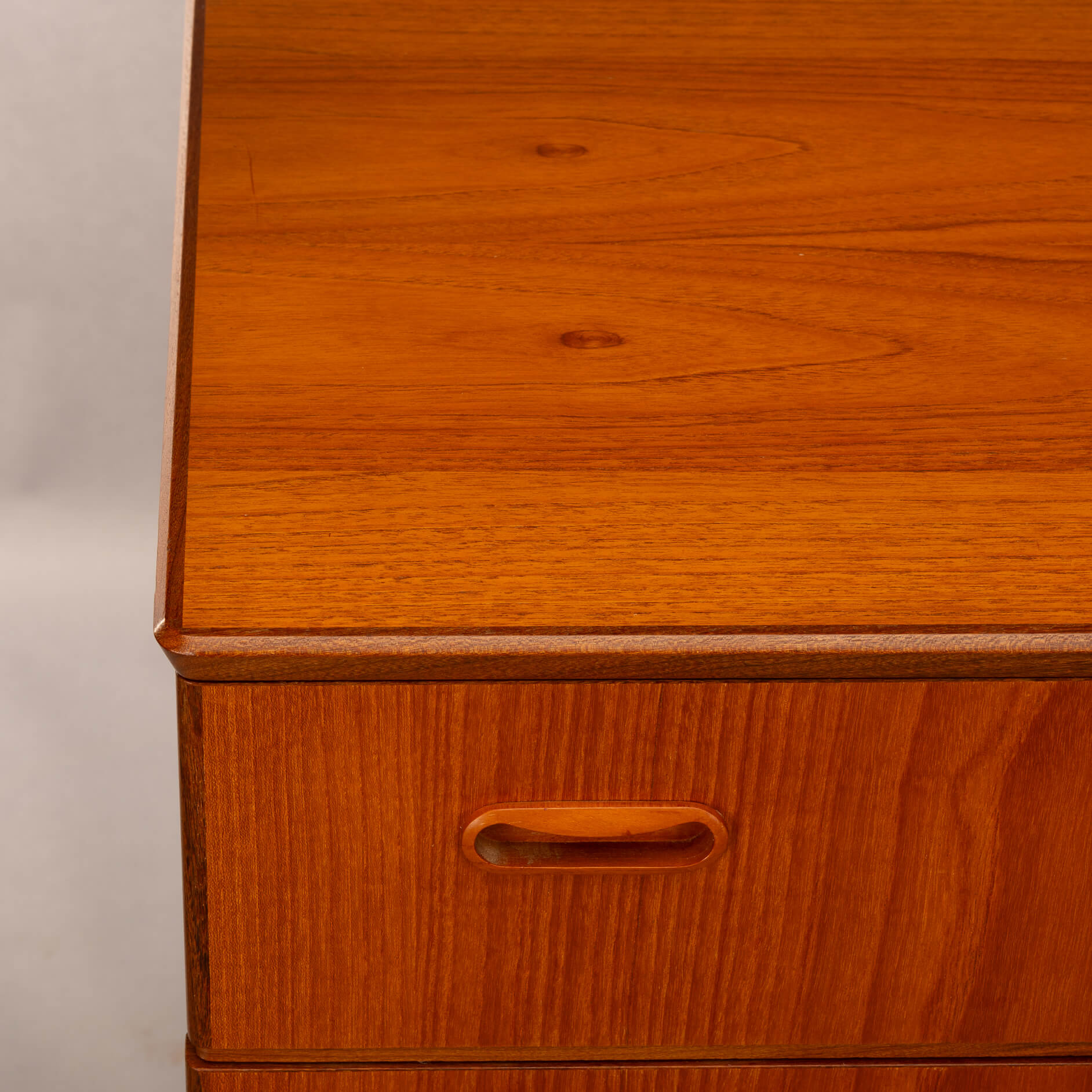 Deens Design Teak Hoge Ladekast, 1960S image 17