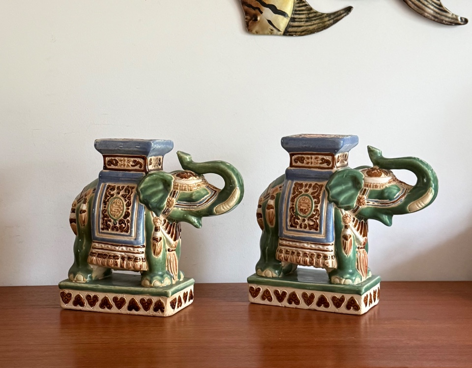 2 Supergave Middelgrote Aardewerk Geluksolifanten image 9