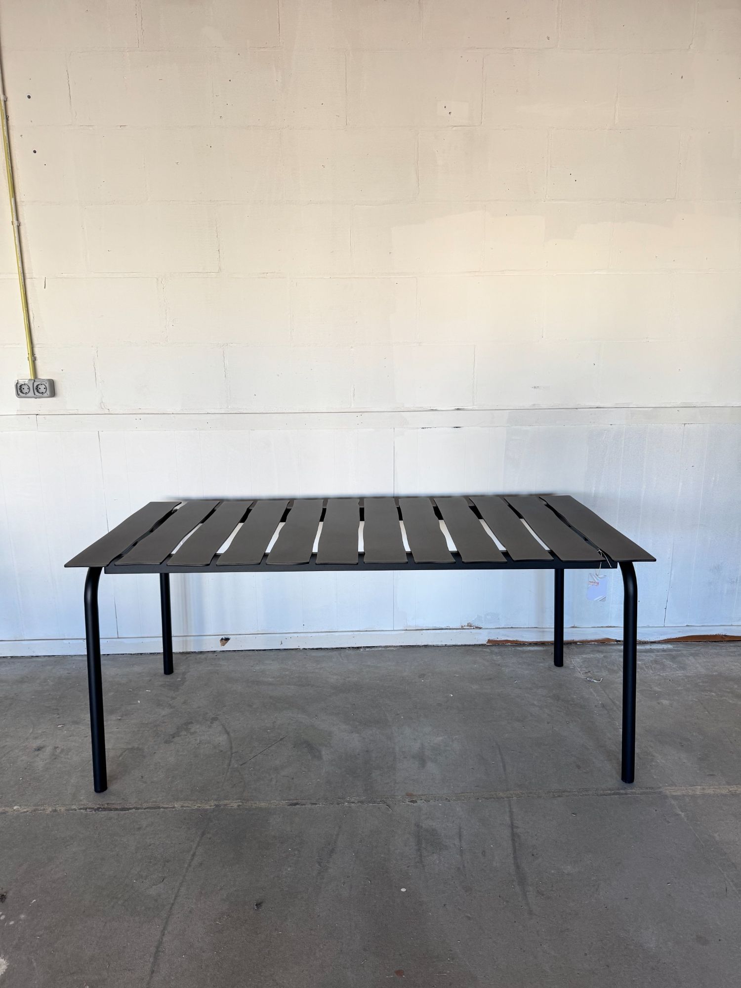 Serax X Maarten Baas Tuinset Groot Black Aligned image 3