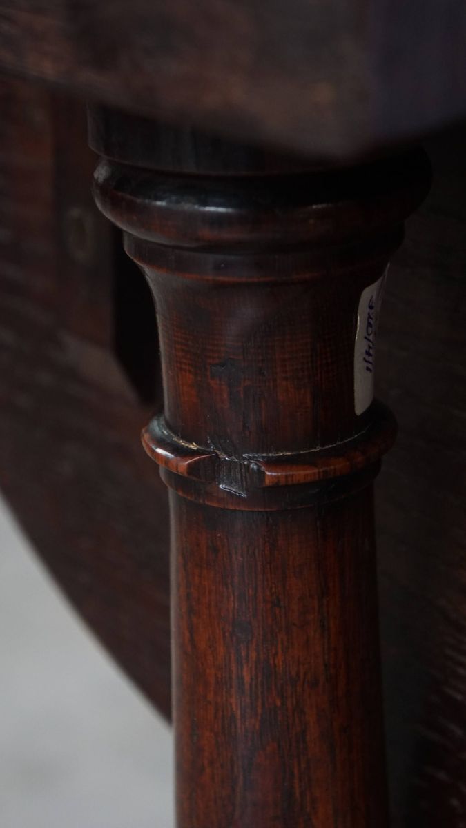 Leuke Antieke Engelse Ronde Wijn/ Tilt Top Table/ Bijzettafel Uit De 19e Eeuw Met Een Rond Blad image 7