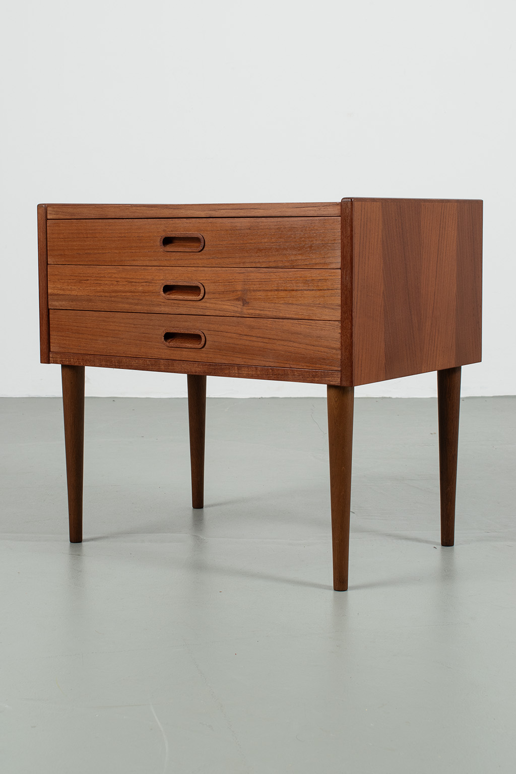 Deens Design Ladekastje / Nachtkastje 71215 image 2