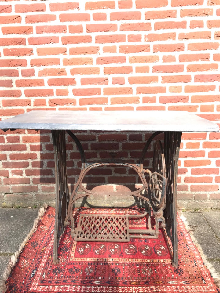 Naaimachinetafel image 3