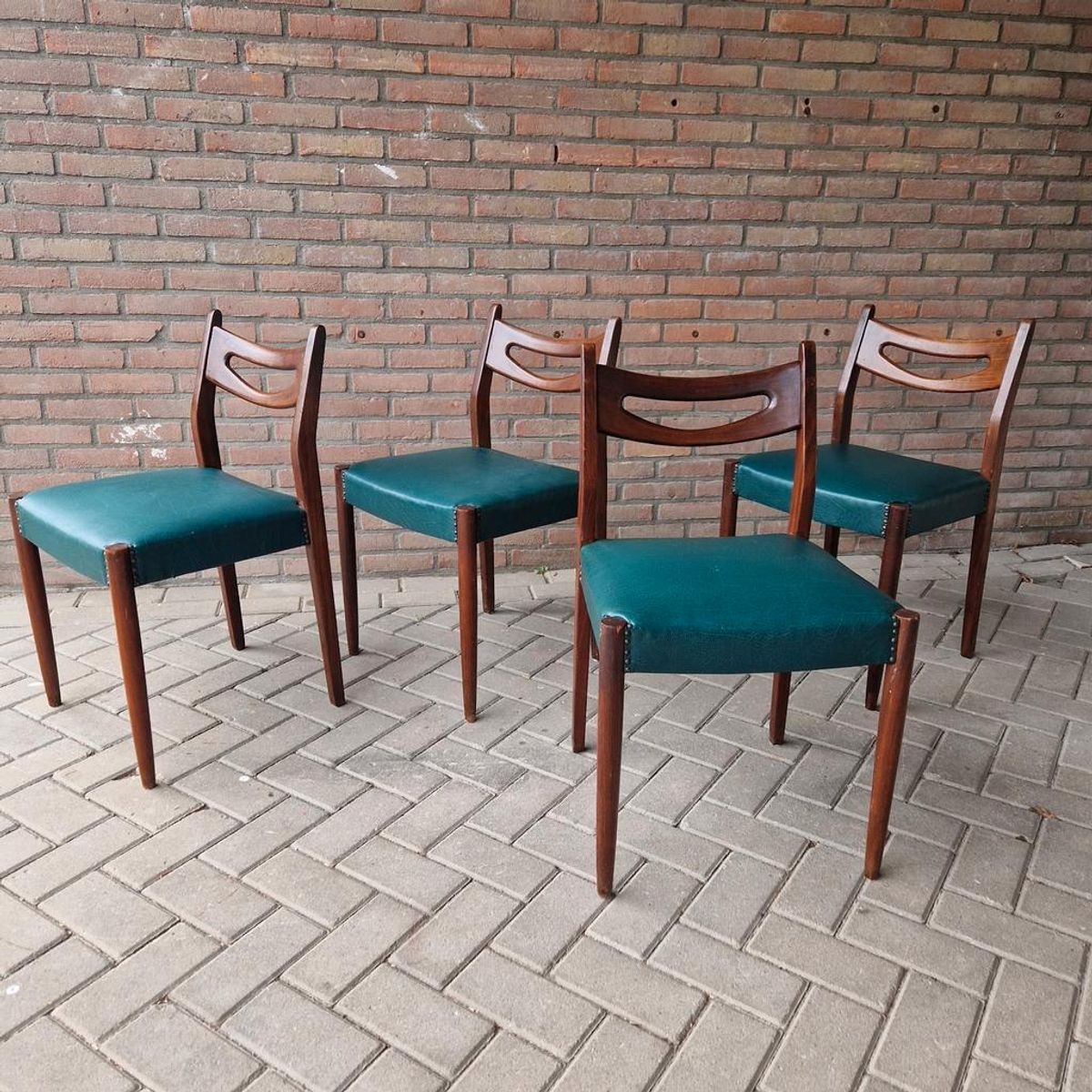 Set 4 Vintage Stoelen Deense Stoelen Jaren 60 image 4