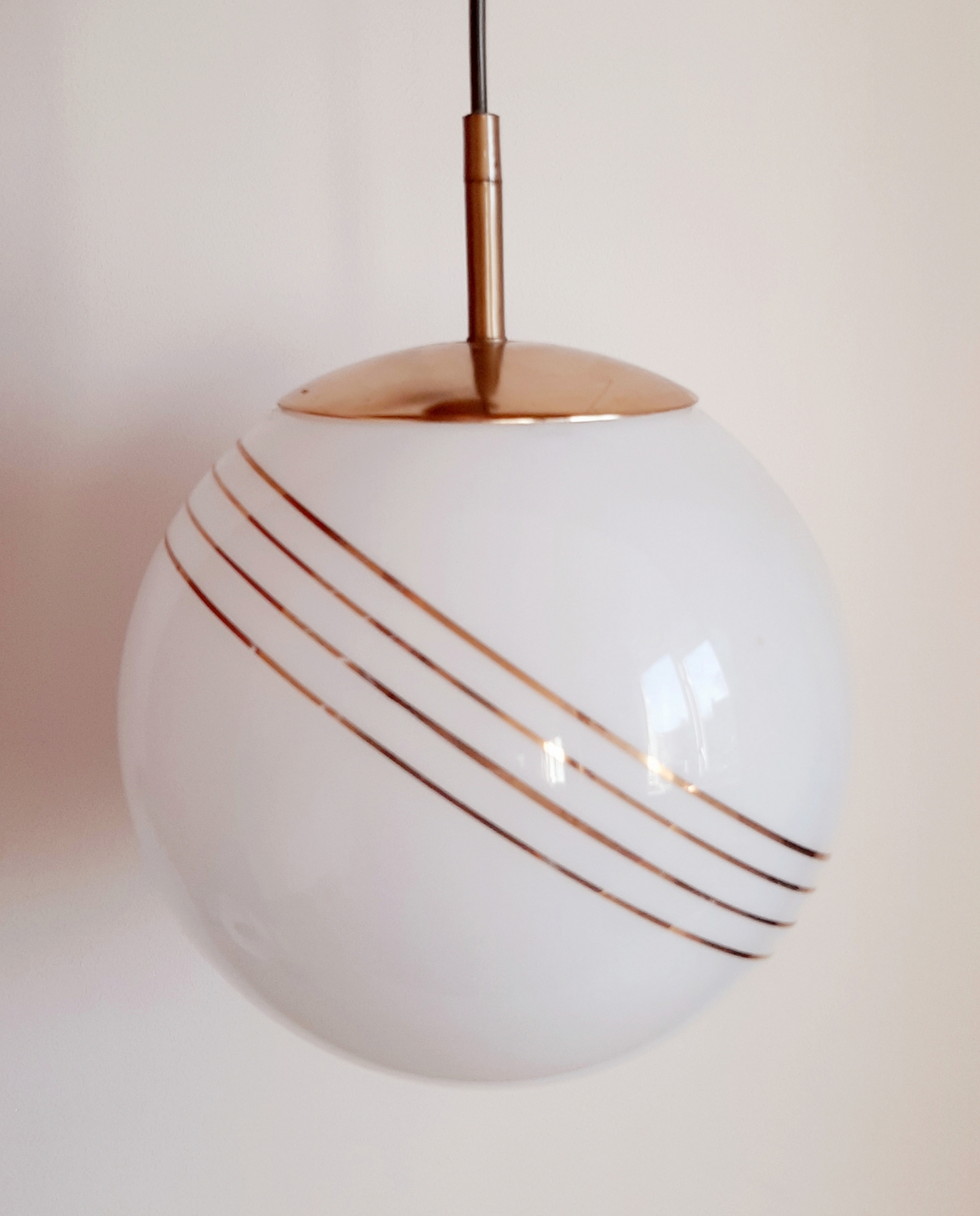 Vintage Bollamp Wit | Vintage Schoollamp | Lakro Lamp image 2