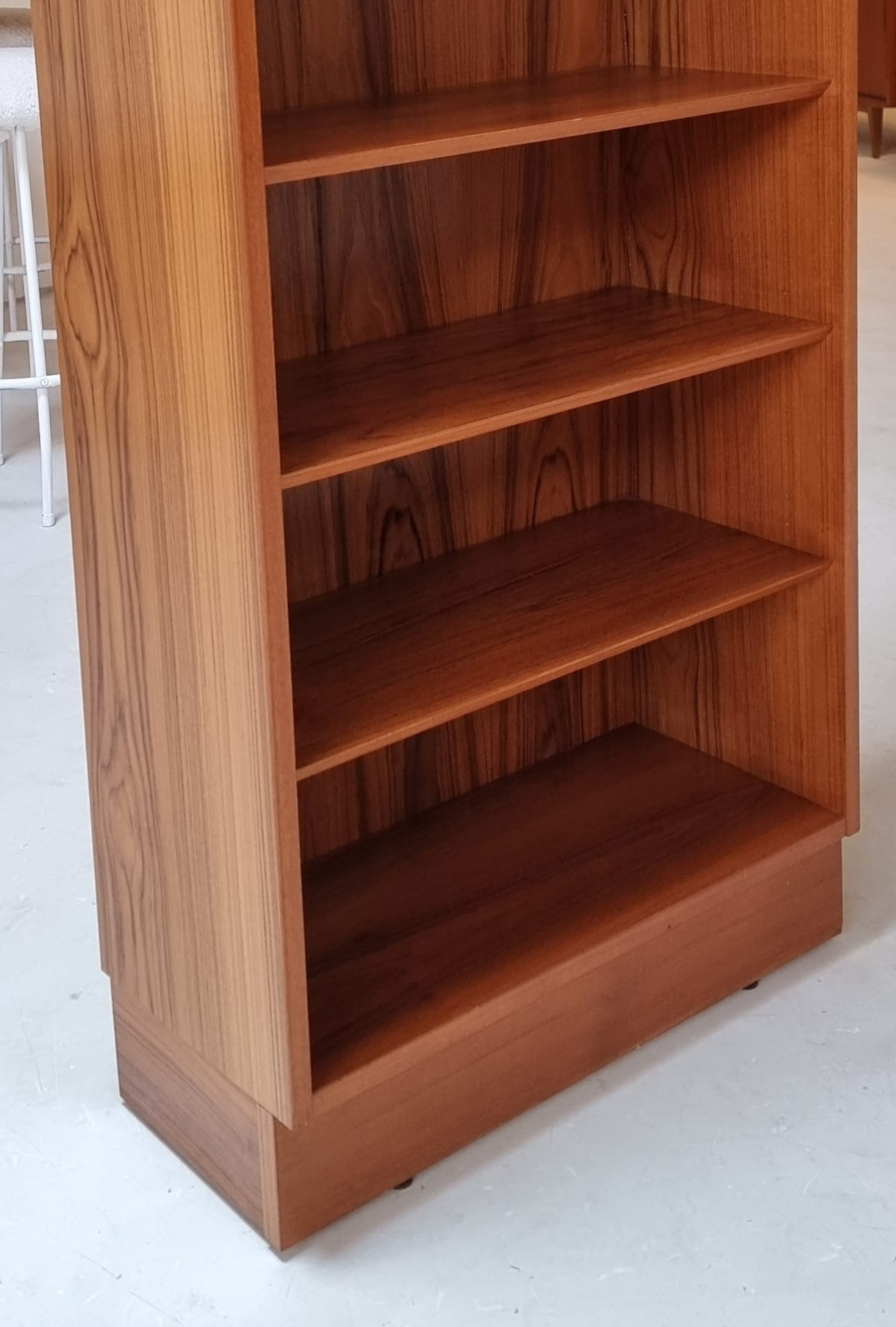 Mid Century Boekenkast image 7