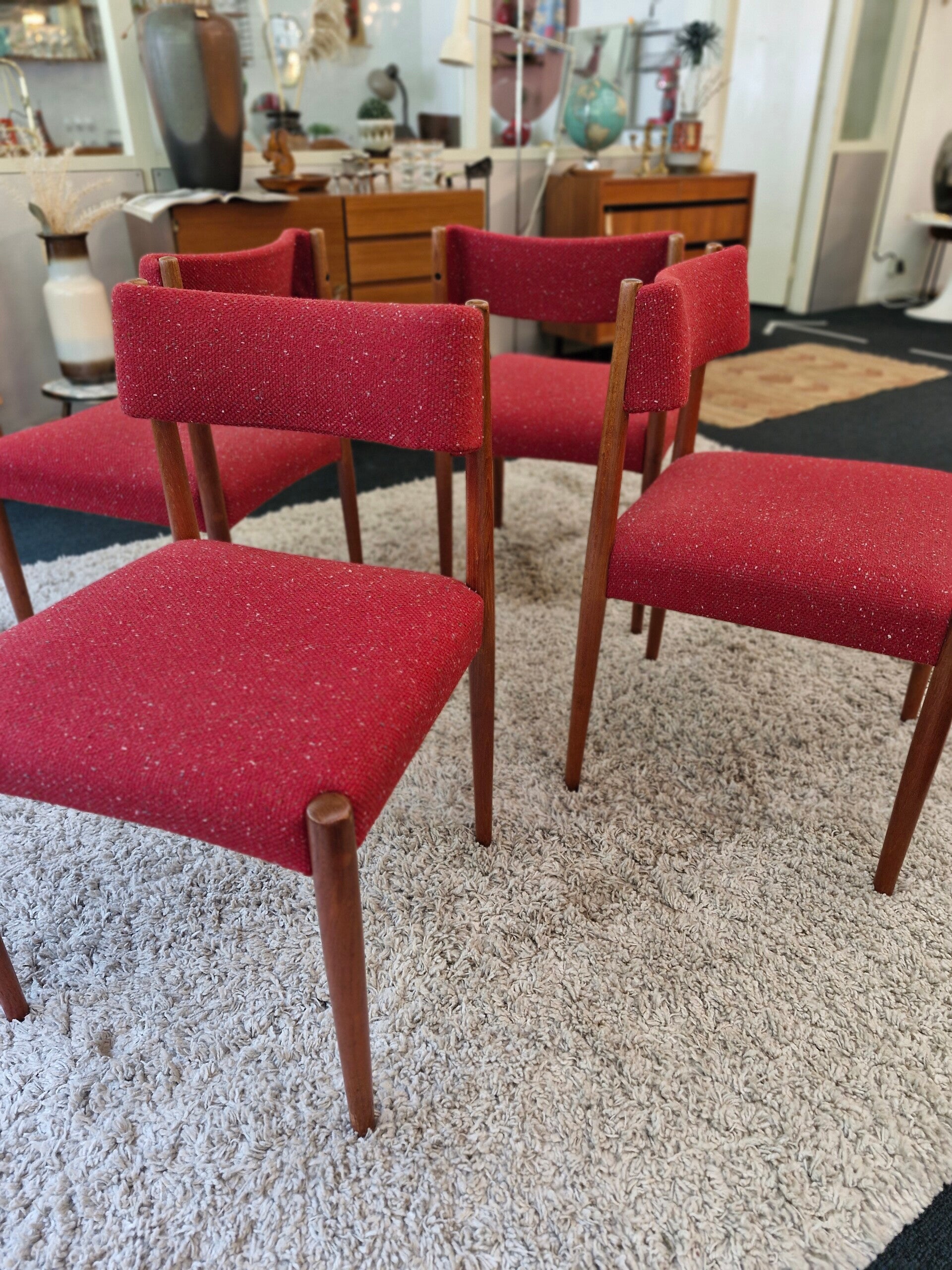 Set Van Vier Bovenkamp Bender Madsen Eetkamerstoelen image 9