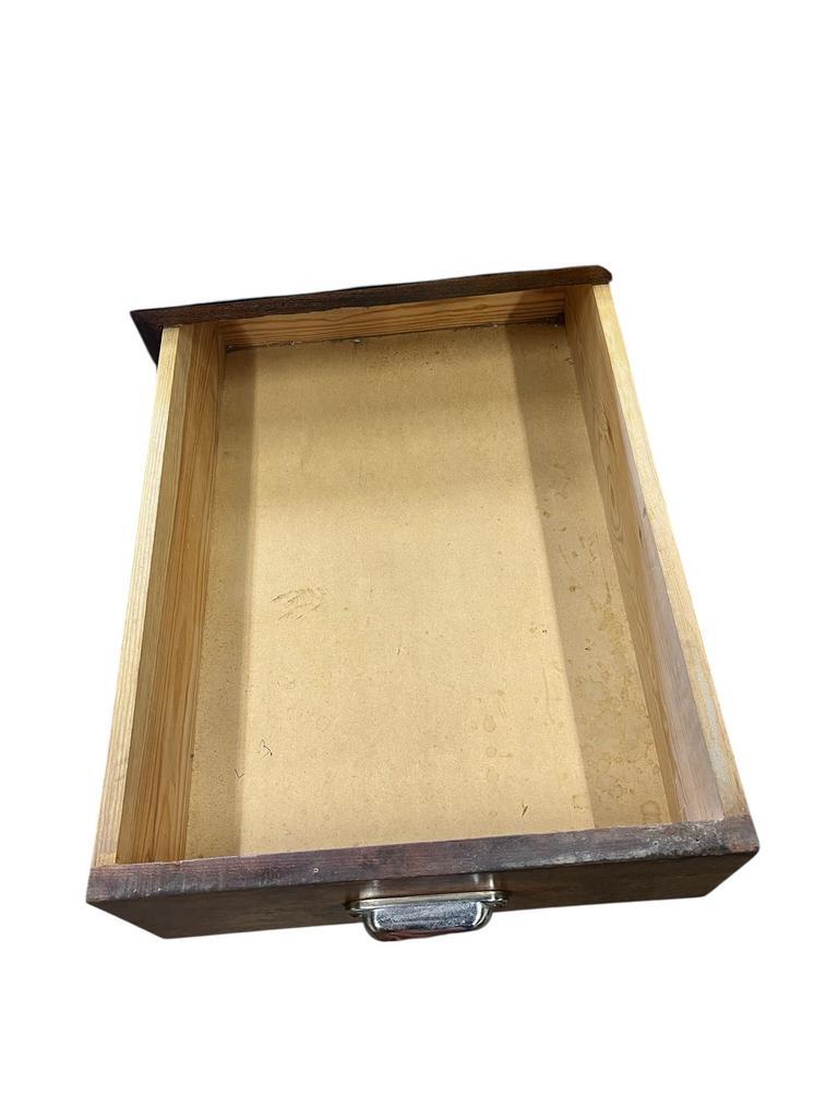 Vintage Diepe Industriële Ladekast / Dressoir / Commode image 9