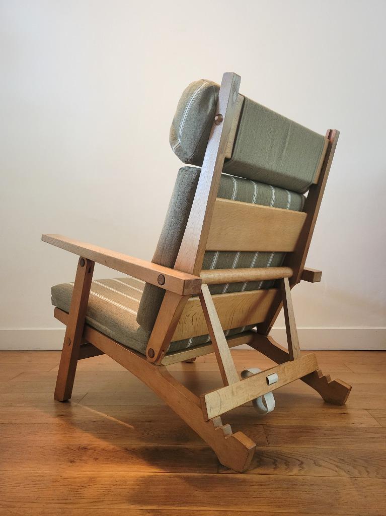 Ap72 Fauteuil En Voetenbank Van Hans J. Wegner Voor Ap Stole image 9