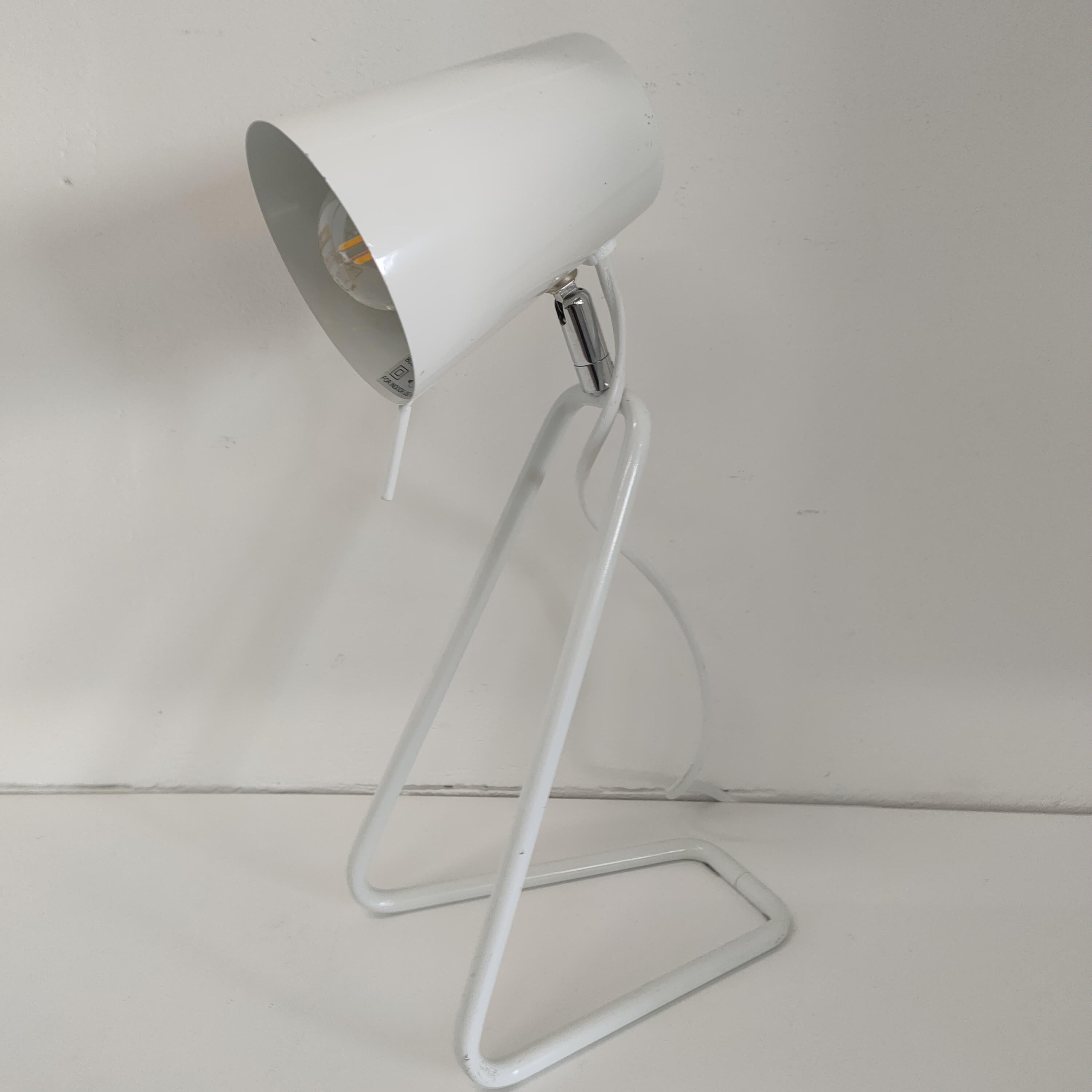 Set Verstelbare Tafel- Bureau Of Nachtkast "z" Lamp Van Leitmotiv image 3