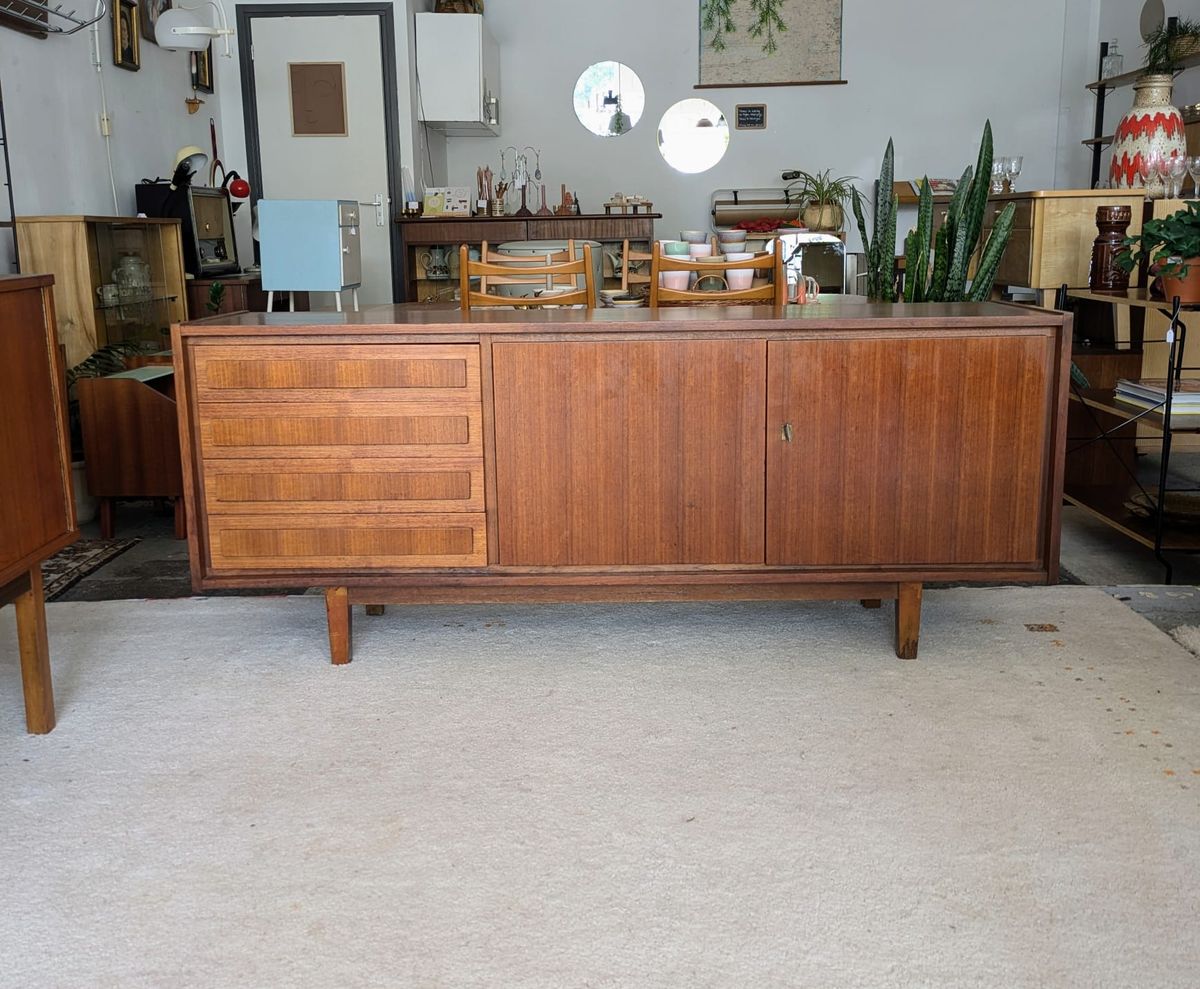 Vintage, Jaren '60 Sideboard/dressoir image 10