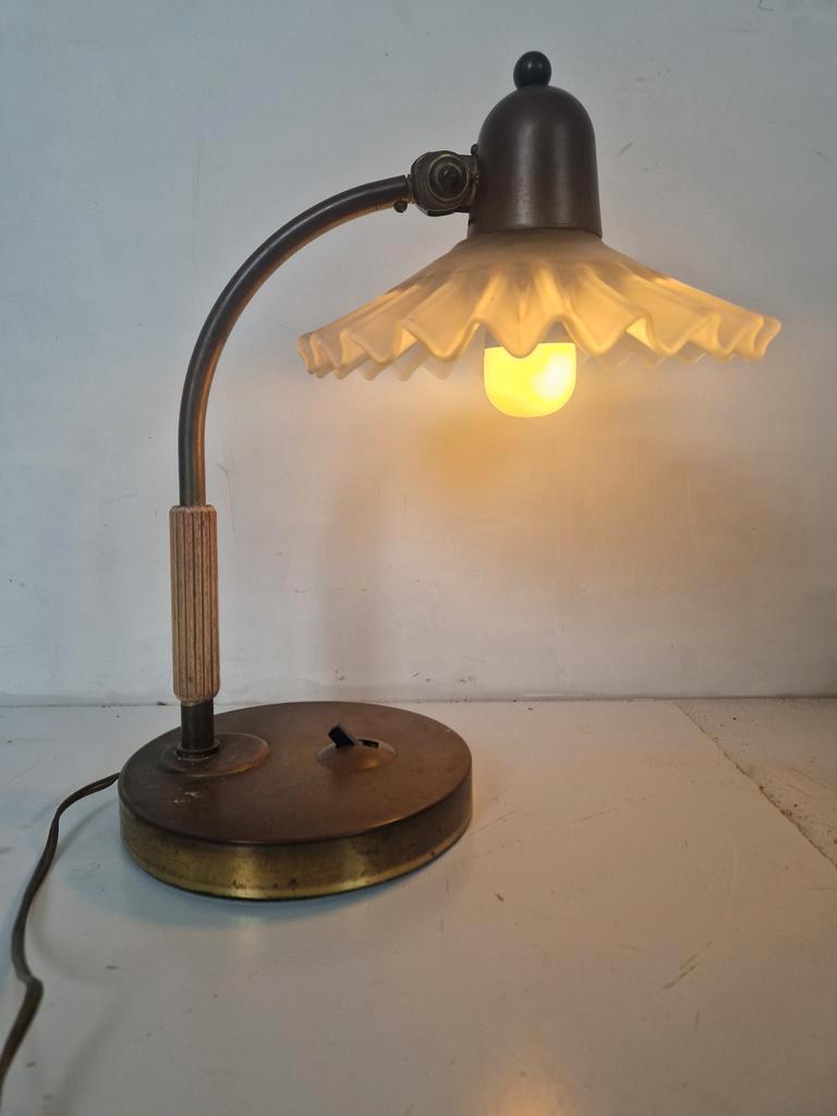 Jaren 30 Art Deco Bureau Lamp Notaris Lamp. image 9