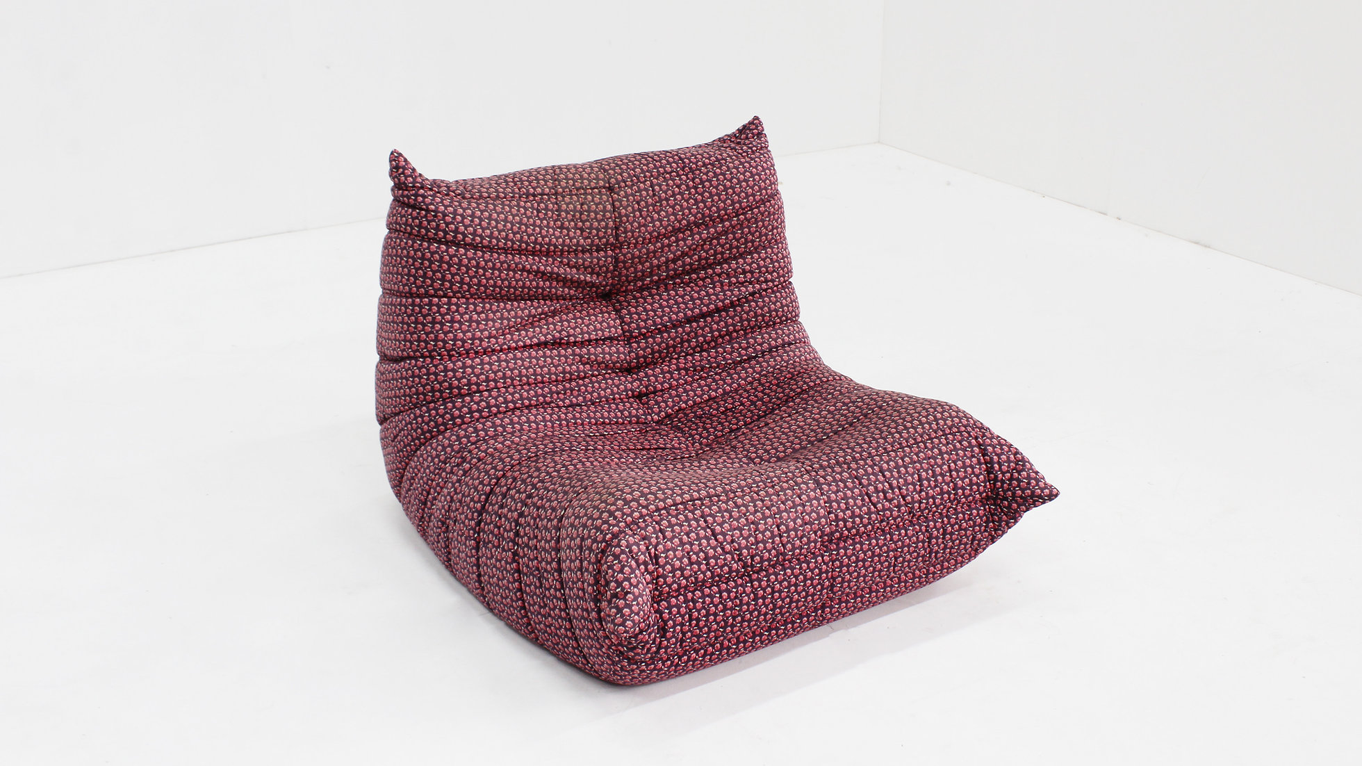 Set Vintage Togo Armchairs By Michel Ducaroy For Ligne Roset 1976 image 12