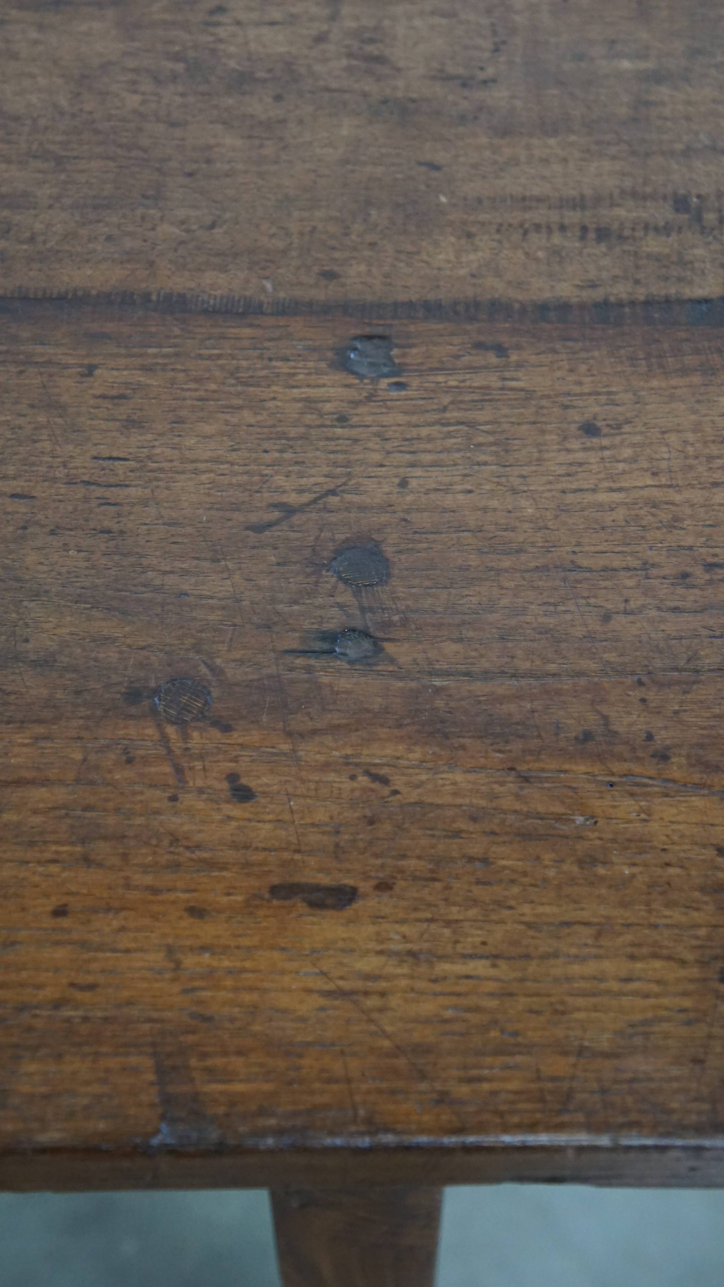 Tijdloze Antieke Vroeg 19e Eeuwse Engelse 6 Persoons Eettafel Met Een Prachtig Blad Van Notenhout image 14