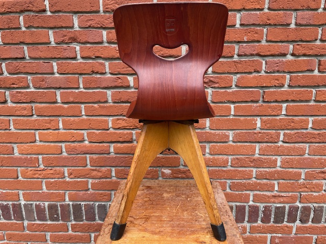 Vintage Schoolstoeltje / Kinderstoeltje. Jaren 50 image 5