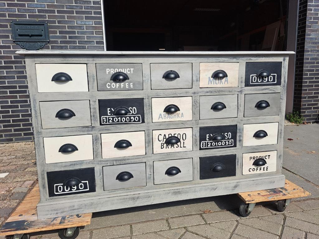 Hippe Ladekast Commode 20 Lades image 3