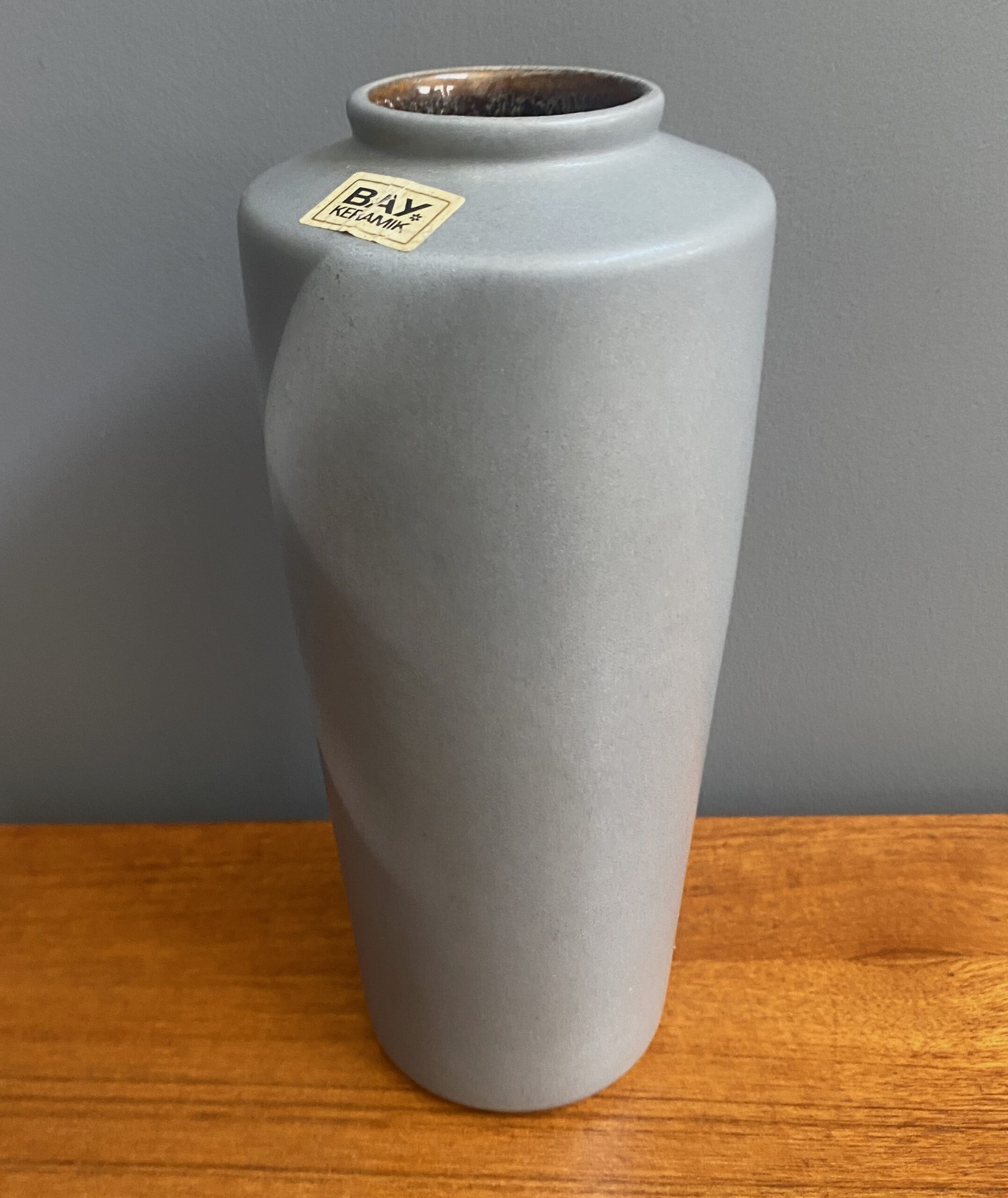 Modernist Vase By Bay Model 690 25 1970s Wgp image 9