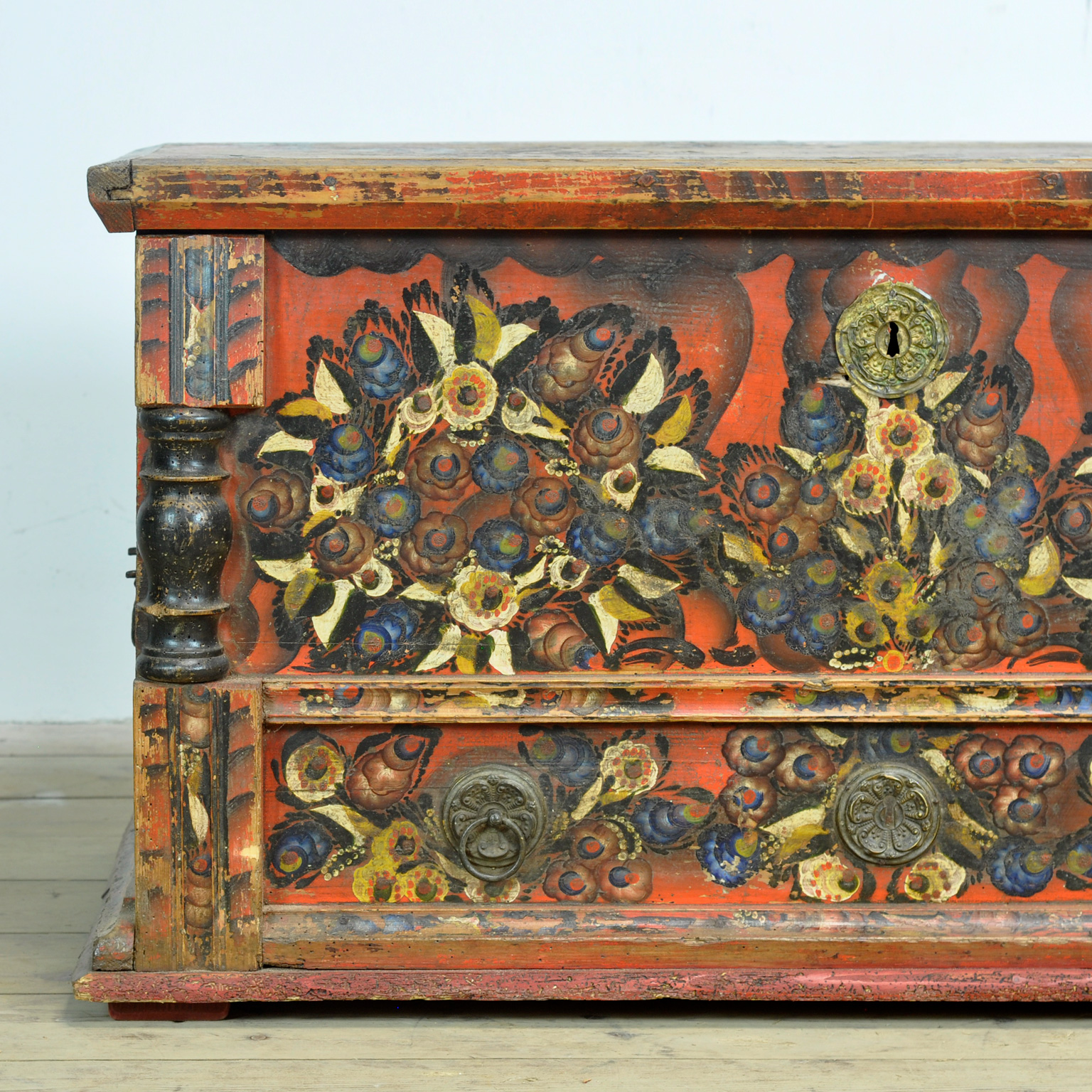Folk Art Bruidskist, Circa 1850 image 11