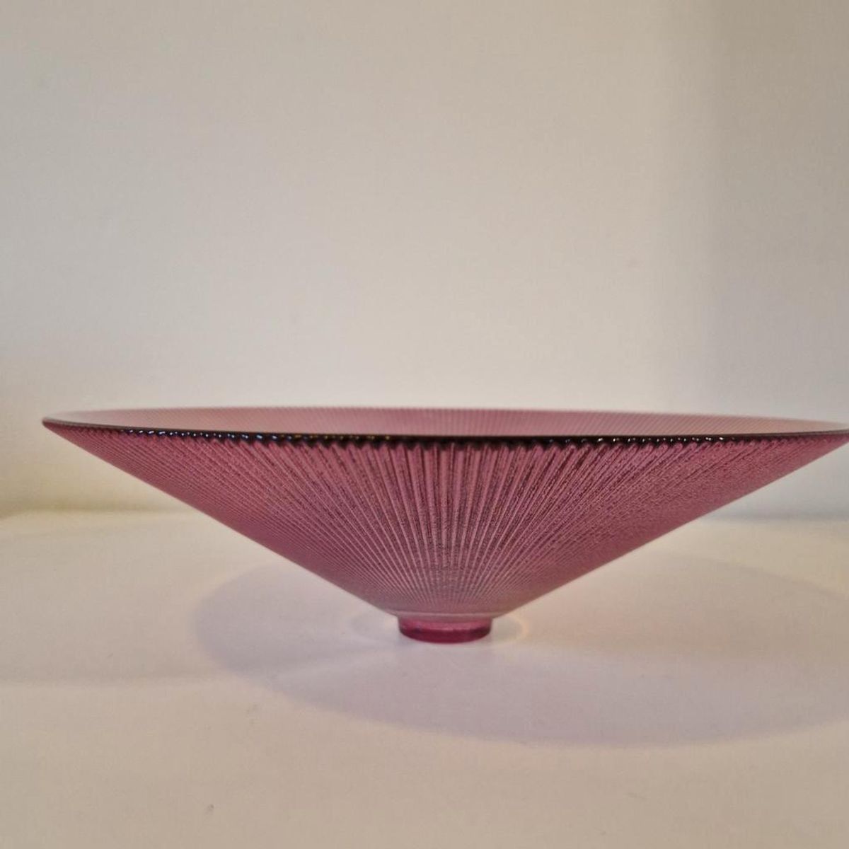 Vintage Persglas Schaal Paarse Glazen Schaal image 3