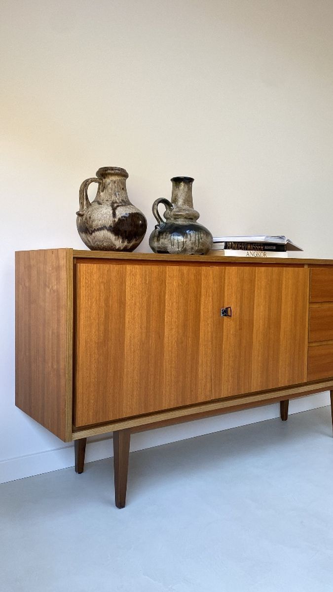 Vintage Houten Dressoir Met 3 Lades En 2 Deurtjes image 5