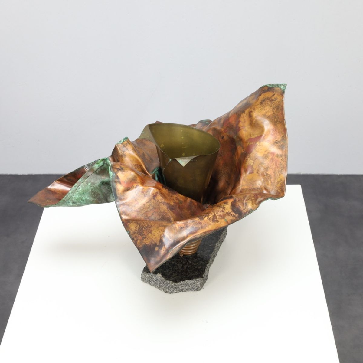 Sculptural Vase By Bart Van Bekhoven image 3