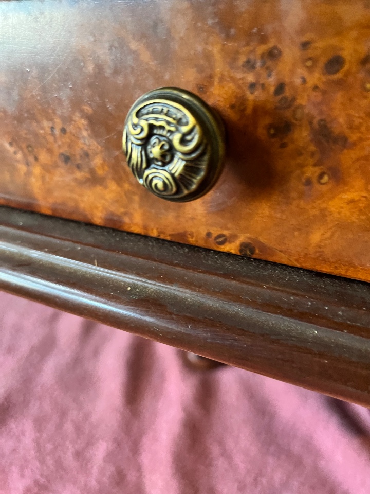Vintage Salontafel Met Walnootfineer image 5
