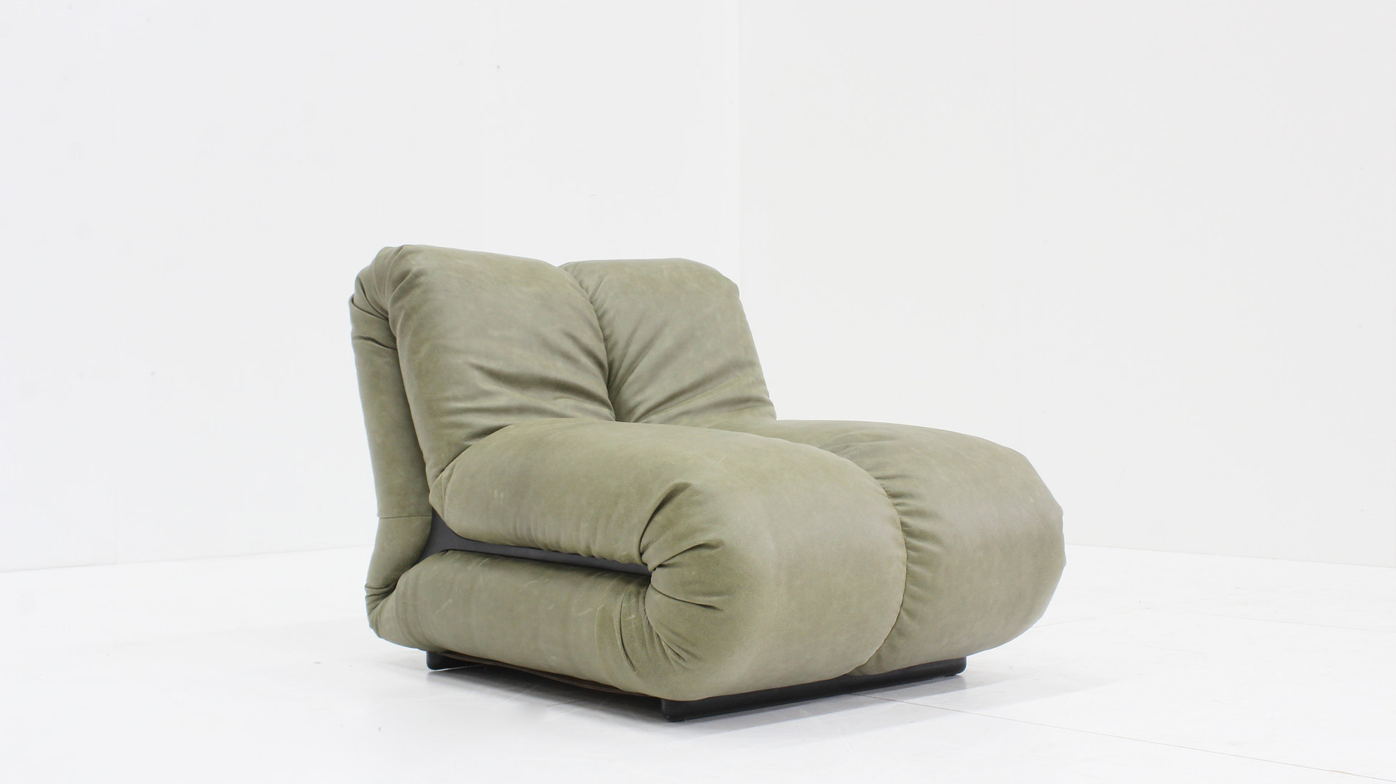 Pagru Leather Lounge Chair Claudio Vagnoni 1P Italy 1971 image 3