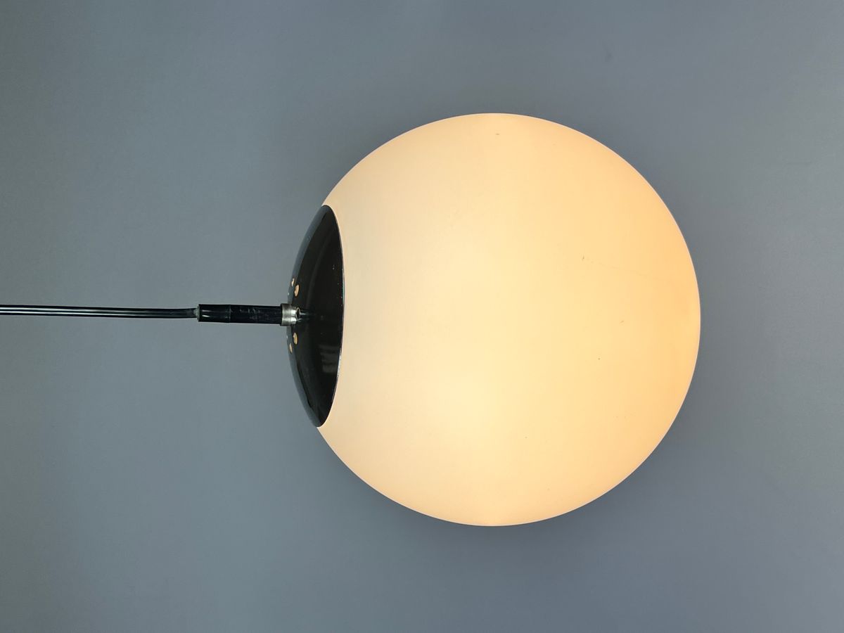 Vintage Raak Hanglamp / Bollamp, B1153 "ochtendnevel" image 2