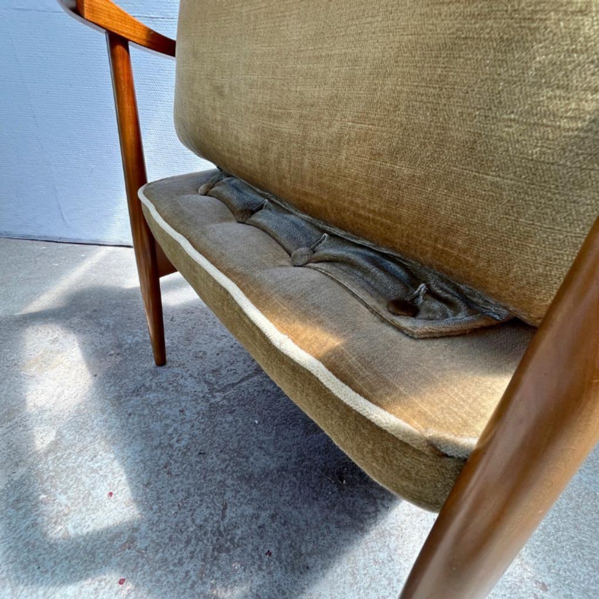 2x Midcentury ‘antimott’ Fauteuil W. Knoll Notenhout, Velour image 5