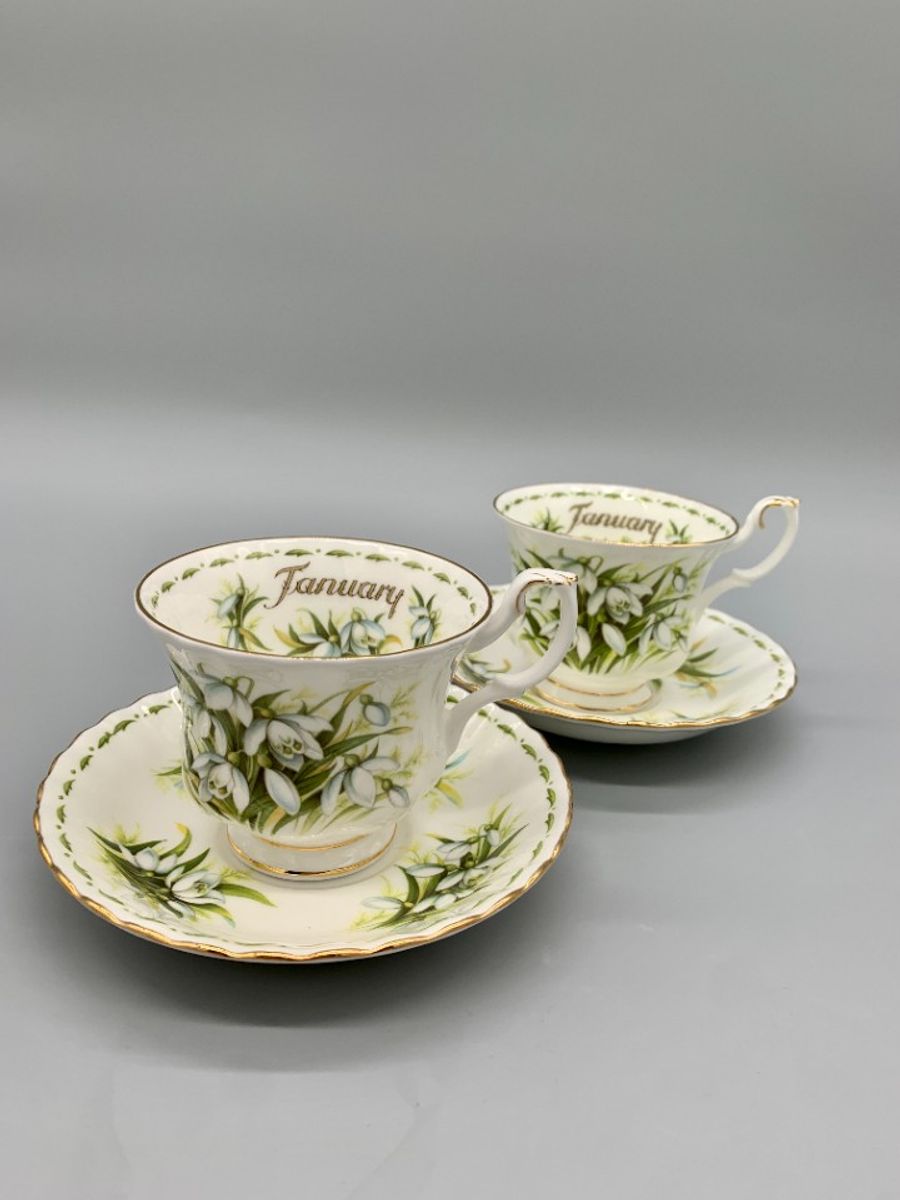 Royal Albert Flower Of The Month January Kop En Schotel image 2
