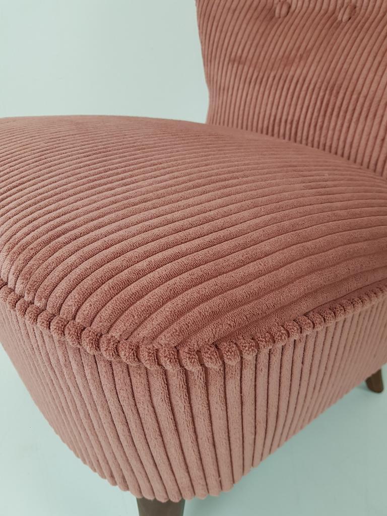 Artifort Clubfauteuil Roze Ribstof Cocktailstoeltje image 6