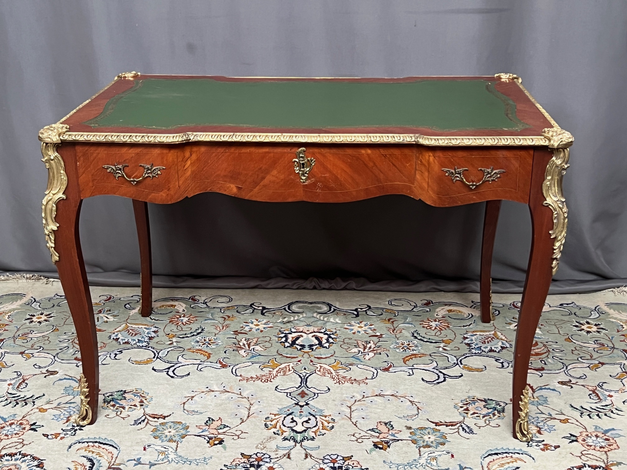 Rococo Schrijftafel, Bureau, Desk. image 2