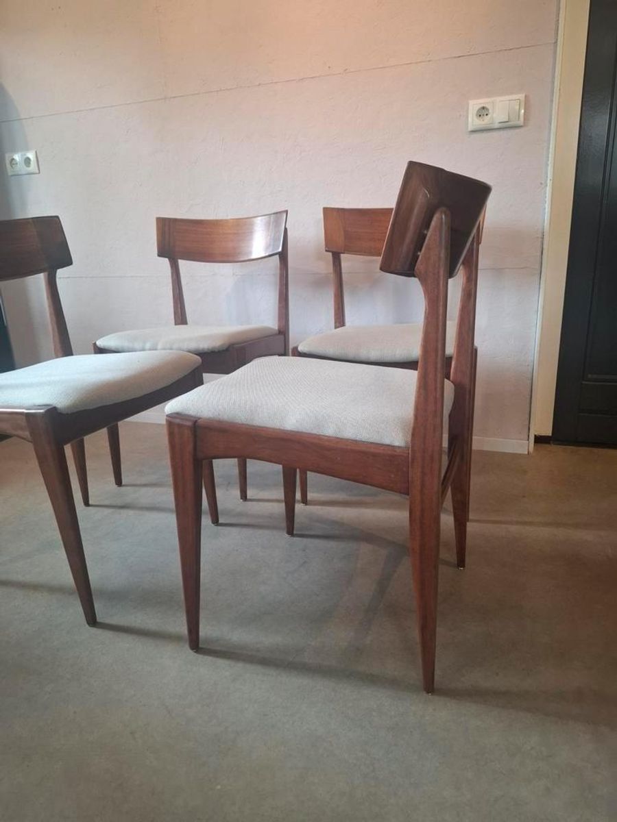 4 Awa Van Teeffelen Eetkamerstoelen image 5