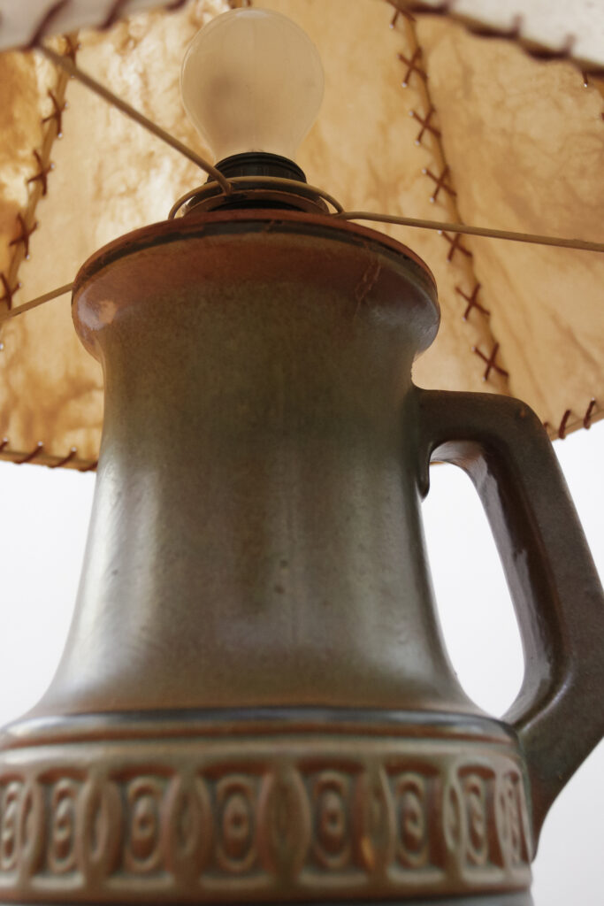 Vintage Schat: De Herontdekte Jaren ’70 West-Duitse Vaaslamp Wacht Op Een Nieuw Thuis image 9