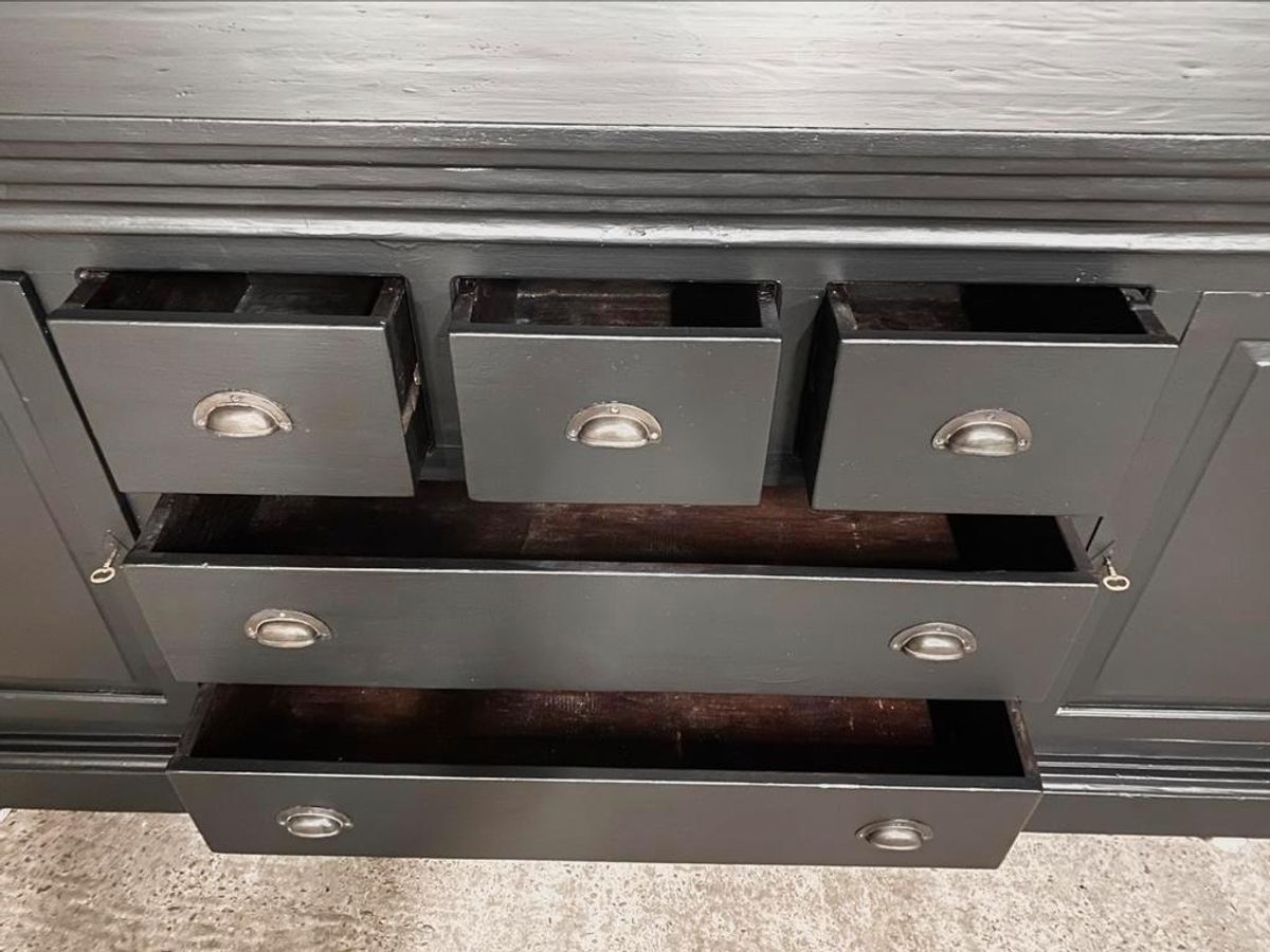 Oude Kast, Ladekast, Toonbank, Dressoir, Winkelkast. Zwart image 3