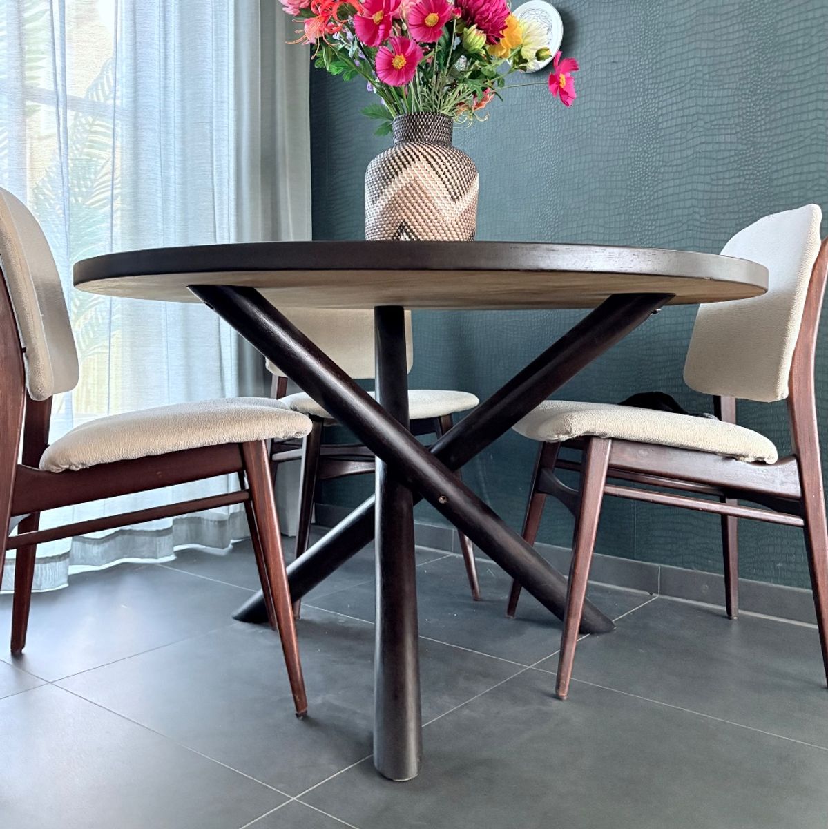 Crossed Leg Dining Table - Martin Visser - Spectrum image 7