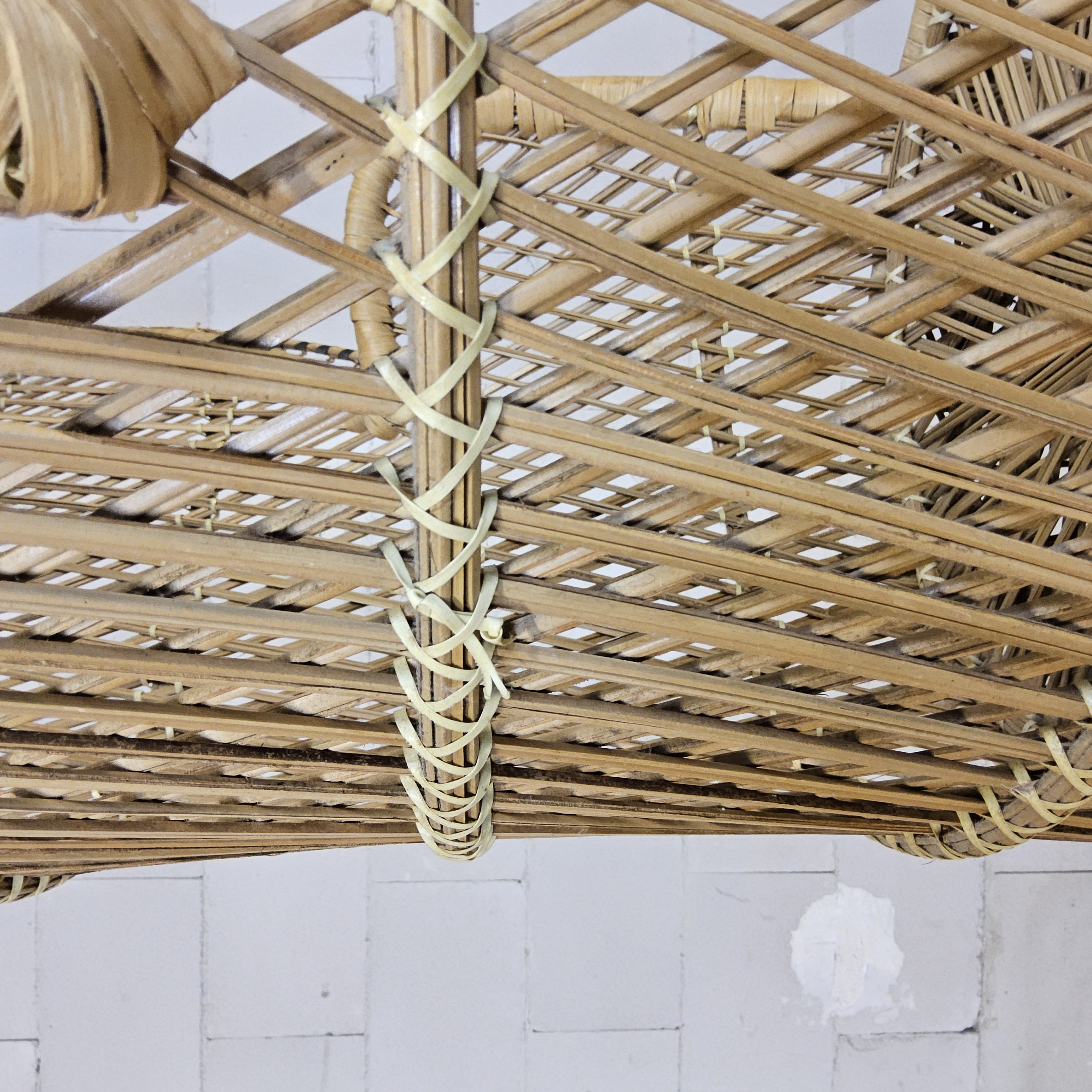 Vintage Rotan Peacock Chair Emmanuelle / Pauwen Stoel (h150cm) image 14