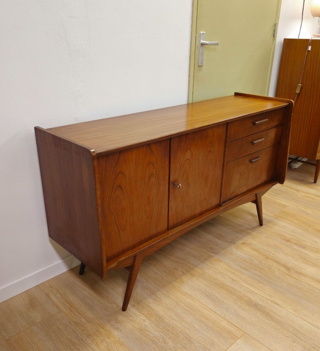 Vintage Teak Fineer Dressoir Lowboard Kast Kastje image 17