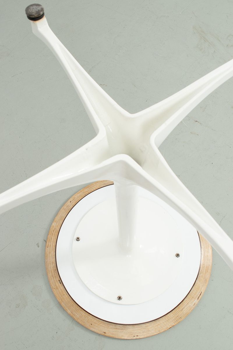 Herman Miller Bijzettafel image 5