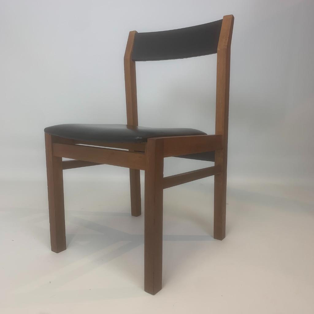 Eetkamerstoelen Van Pieter De Bruyne Voor V-form image 14